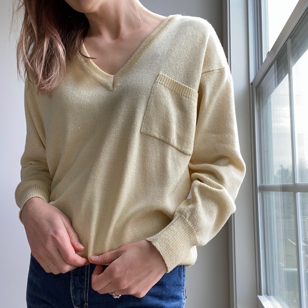 Vintage Liz Claiborne Pale Yellow V-Neck Sweater